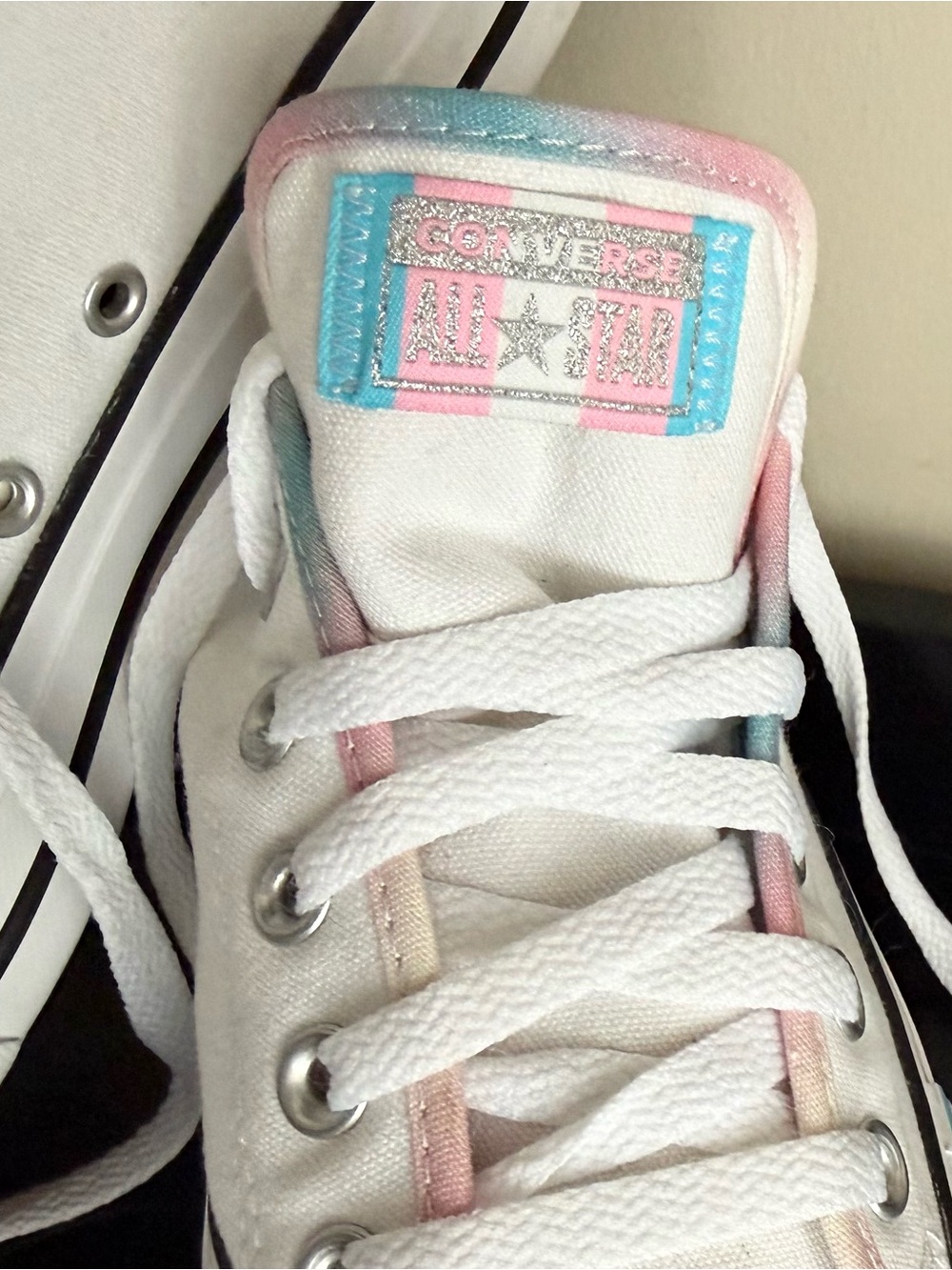 Converse Chuck Taylor All Star Rainbow Sole Low Top Sneakers | Women’s 8.5 - Picture 4 of 8